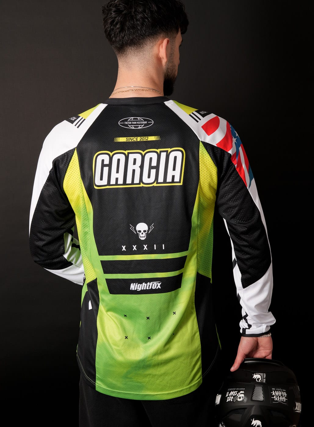Made-to-Order BMX Team Jerseys – Slim Fit and Loose Fit Options Custom BMX team jerseys available in slim fit and loose fit options.